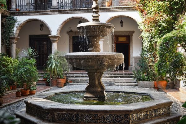 Hidden Gems & Secret Corners