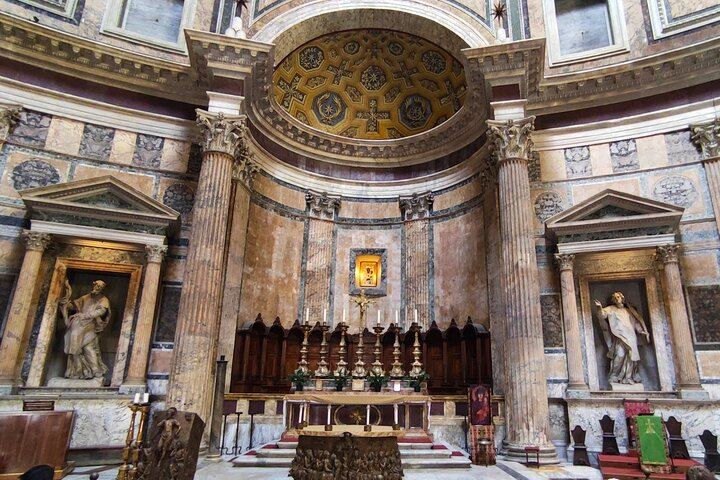 Altar Pantheon