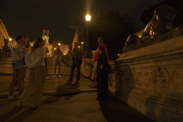 The Cursed Street: Ancient Rome's Murders and Executions