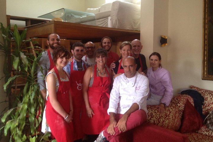 Authentic Roman Cooking Class & Market Experience