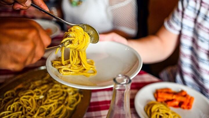 Private Rome Food Tour in Campo dei Fiori with 8+Tastings