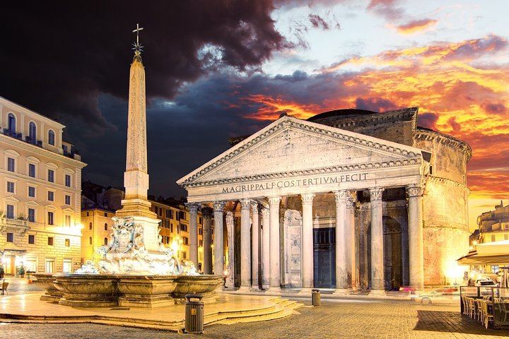 Caravaggio Art Walking Tour of Rome with Pantheon Visit