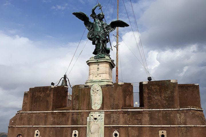 Castel Sant’Angelo & Mausoleum of Hadrian - Private Tour