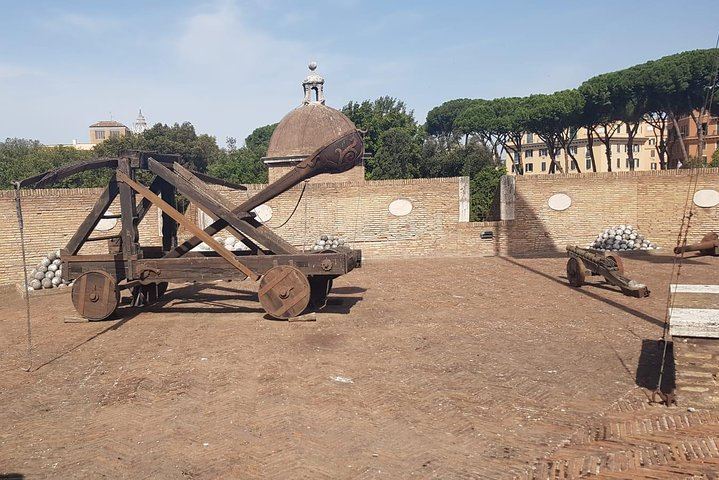 Castel Sant’Angelo & Mausoleum of Hadrian - Private Tour