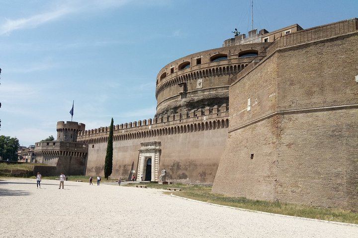 Castel Sant’Angelo & Mausoleum of Hadrian - Private Tour