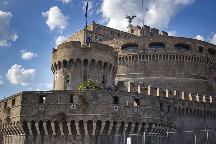 Castel Sant’Angelo & Mausoleum of Hadrian - Private Tour