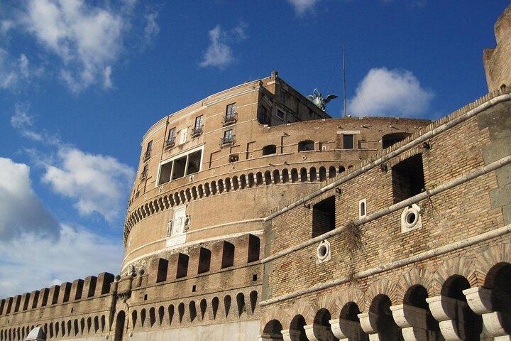 Castel Sant'Angelo: Skip-the-Line Live Guided Tour in Rome
