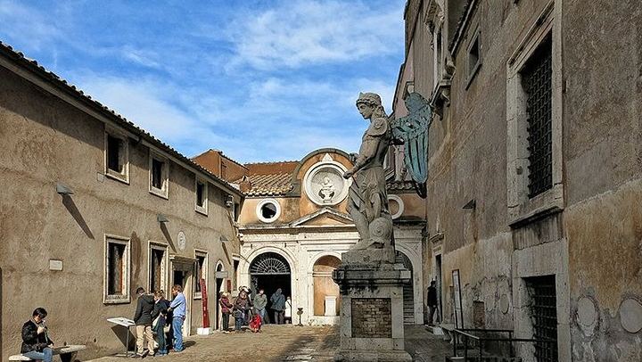Castel Sant'Angelo Small Group Tour