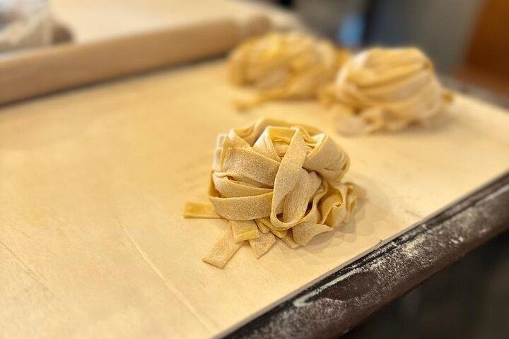 Cooking Class 2 Hour Spanish Steps - Fettucine and Tiramisù