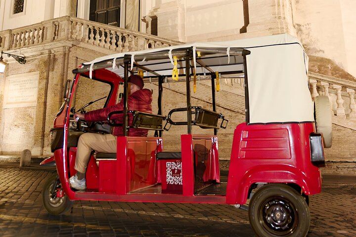 E-Tuk Tour Rome by Night