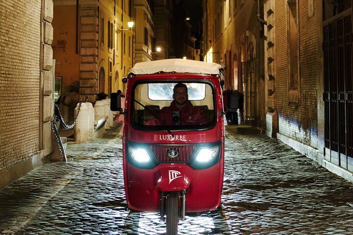 E-Tuk Tour Rome by Night