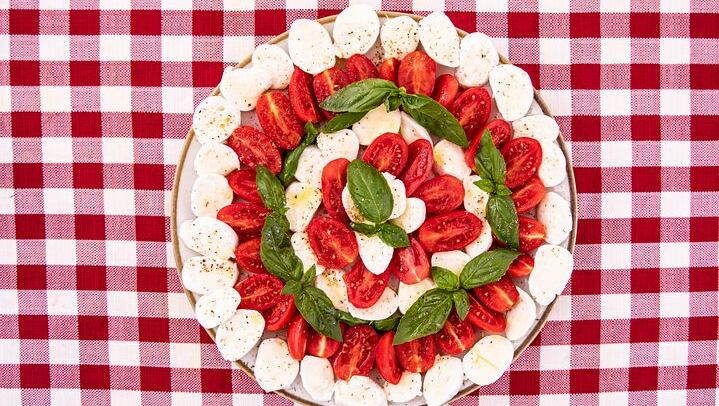Eternal Rome: Trastevere Food Tour & Jewish Ghetto