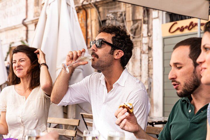 Eternal Rome: Trastevere Food Tour & Jewish Ghetto