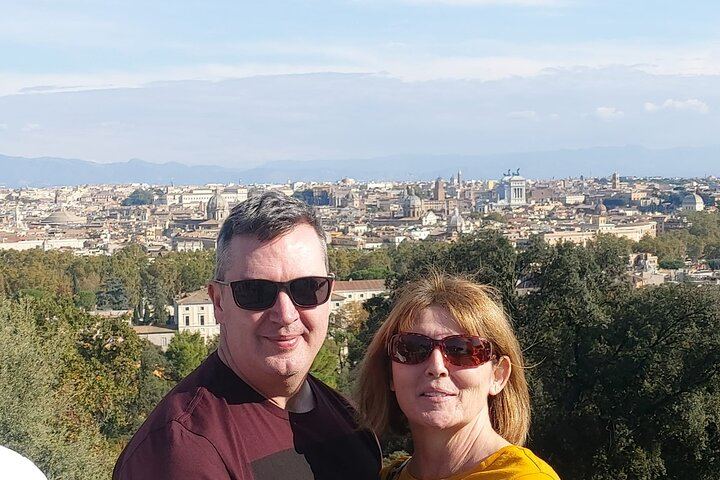 Explore the Best Highlights of Rome by Golf Car - Private Tour