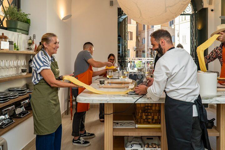 Farmer's Market Pasta And Tiramisu Masterclass with Italian Wine