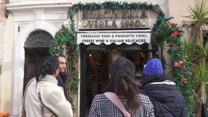 Farmers' Market Shopping with Cooking Class and Pasta Making