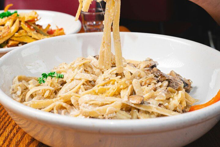 Fettuccine Alfredo