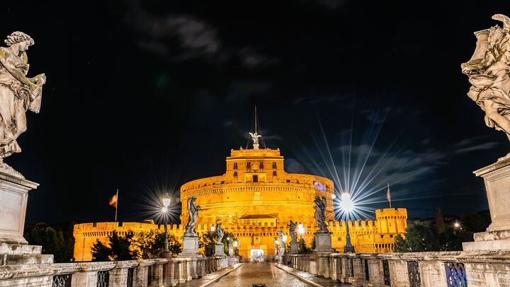 From the darkest place to the liveliest square, this night tour takes you through the very dark heart of Rome, Castel Sant'Angelo to Campo de'Fiori.