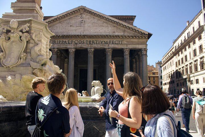 Guided Walking Tour in Rome