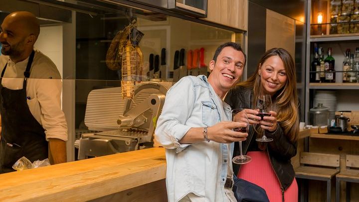 Half-Day Small Group Food and Wine Tasting Tour in Rome
