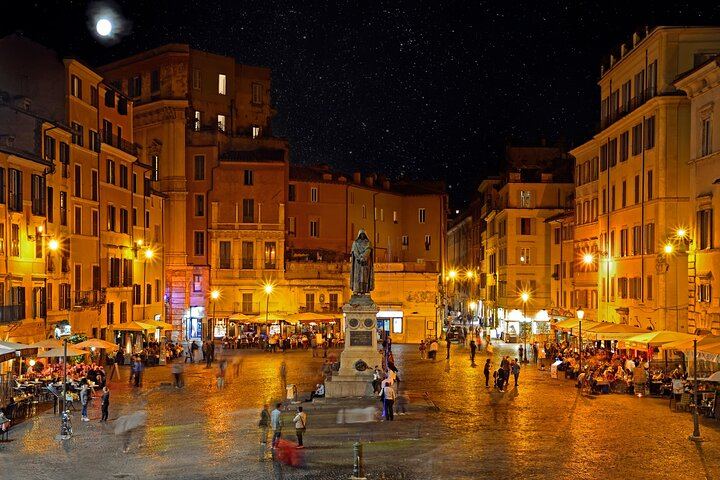 Haunted Rome & True Crime: Cenci Curse Exploration Game and Tour
