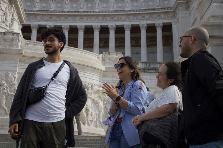 Hear the history of Piazza Venezia
