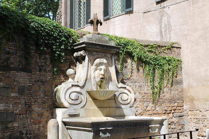 Heart of Rome Walking Tour with Gelato | Semi-Private and Private Options