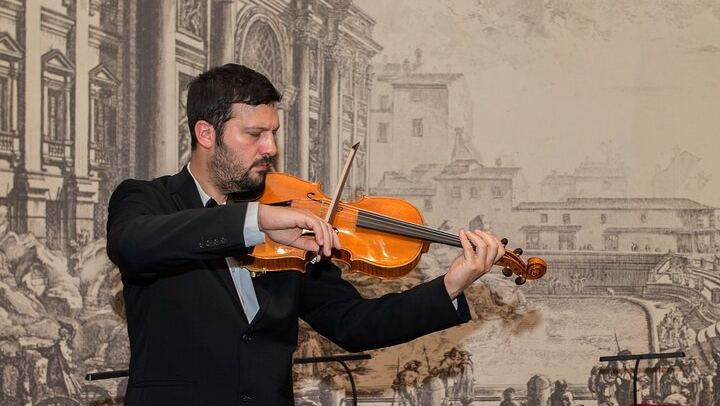 I Solisti di Opera Lirica di Roma: Violista