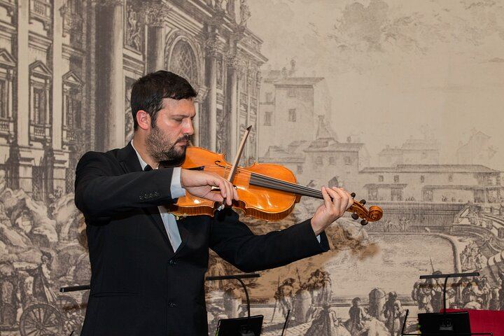 I Solisti di Opera Lirica di Roma: Violista