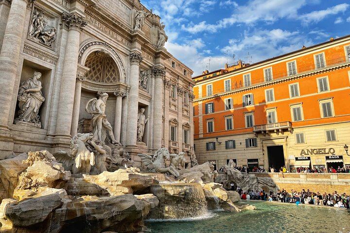 Intro to Rome: Piazzas and Fountains Semi-Private Tour