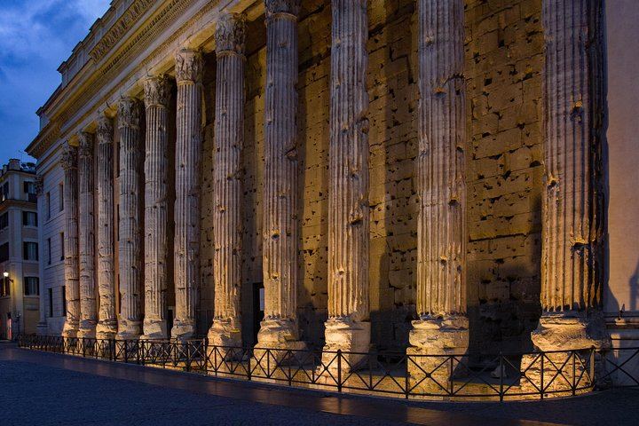 Intro to Rome: Piazzas and Fountains Semi-Private Tour
