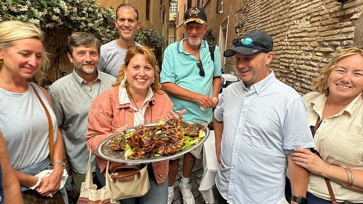 Jewish Ghetto & Piazza Navona: Food, Wine & Sightseeing Rome Tour