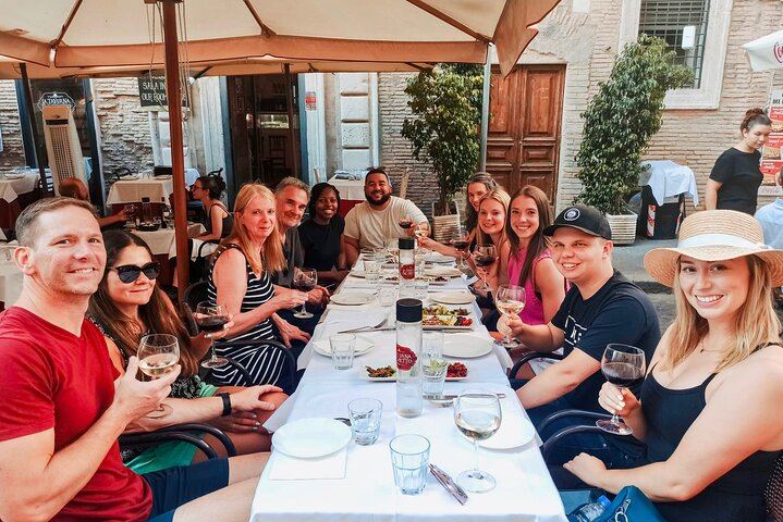 Jewish Ghetto & Piazza Navona: Food, Wine & Sightseeing Rome Tour