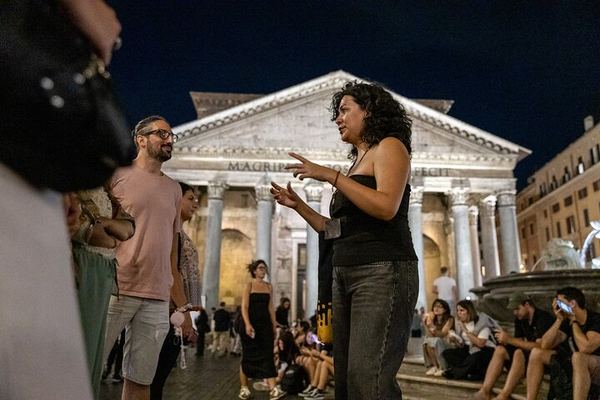 Rome at Night on Foot, Pasquino to the Colosseum