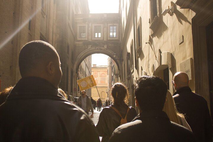 Meet like-minded travellers and explore Rome together