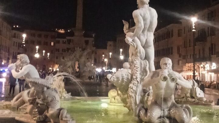 Moonlight Walking Tour in the Heart of the Imperial & Baroque Rome