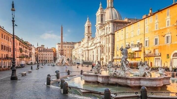 Navona Square