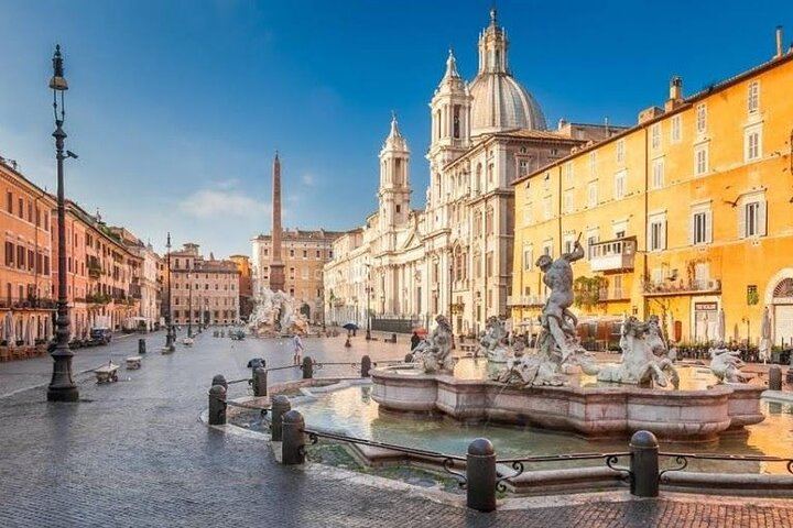 Navona Square