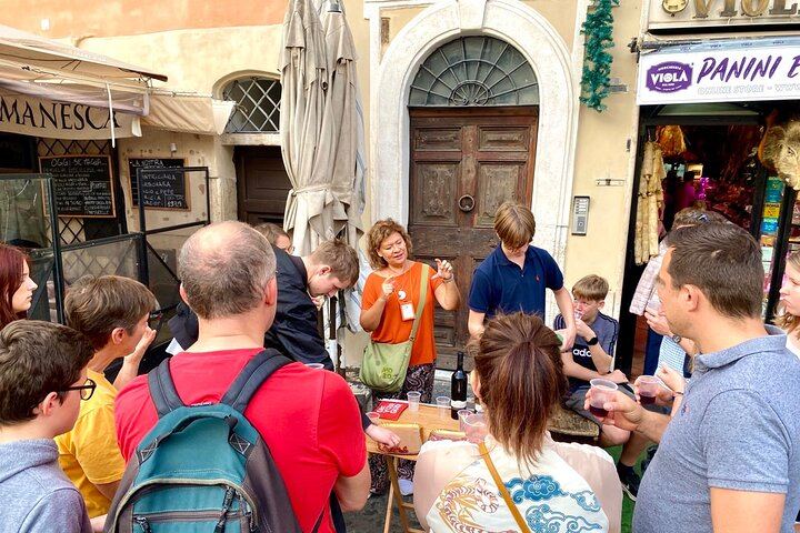 Not only food...also history and guided sightseeing