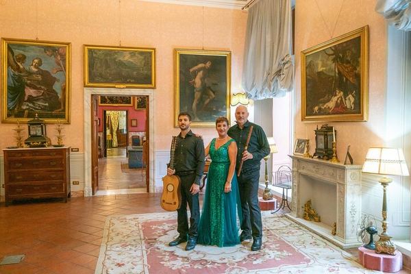 Baroque Instruments in the Princess's Apartment, for Twenty-Five