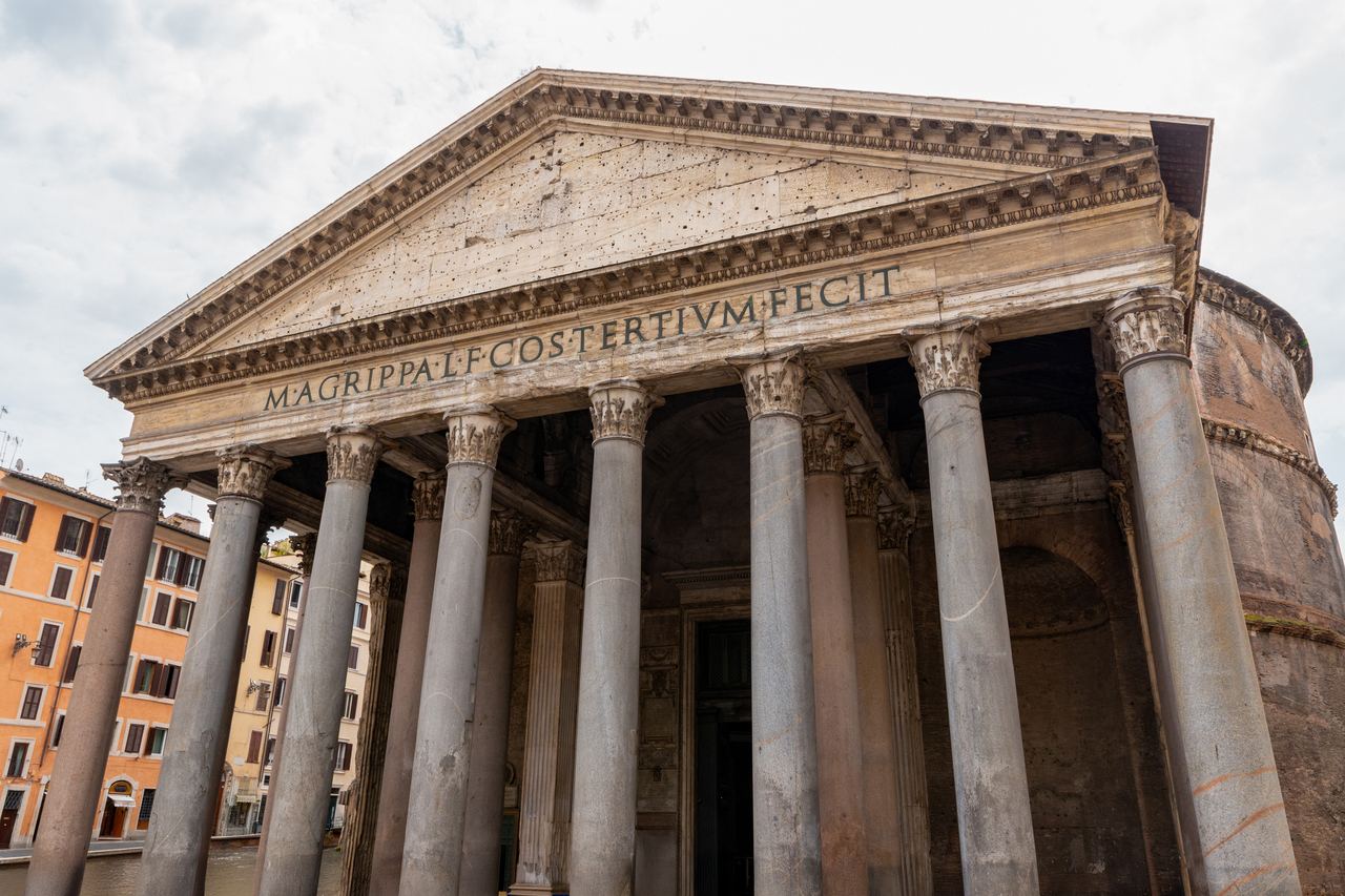 The front of the Pantheon in Rome with the inscription M AGRIPPA L F COS TERTIVM FECIT across the entablature
