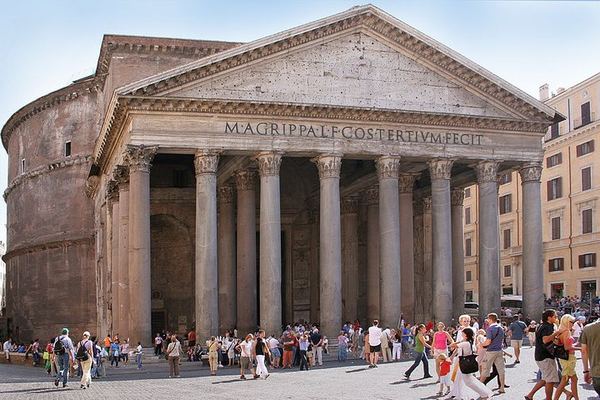 Pantheon Tour with Optional Access to the Basilica of Neptune