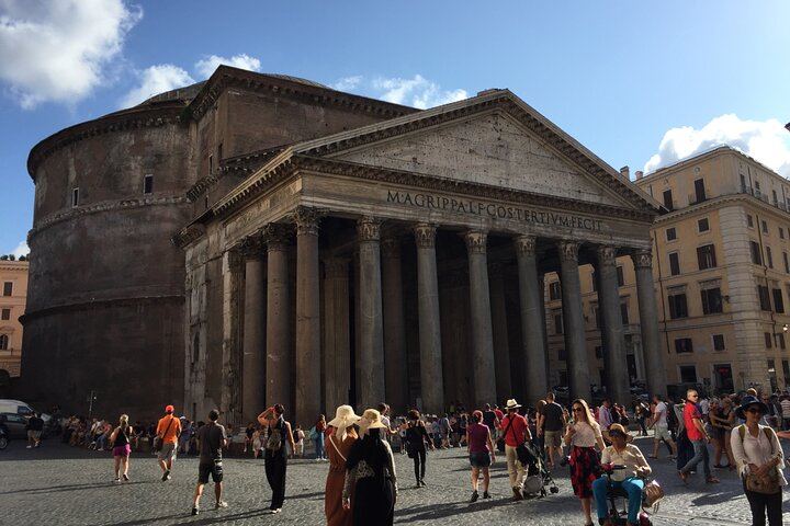 Pantheon Guided Tour with Optional Access to Hidden Areas