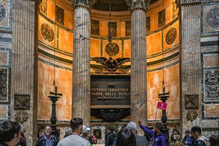 Pantheon Guided Tour with Reserved Entry Tickets
