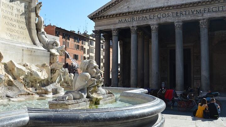 Pantheon - Outside