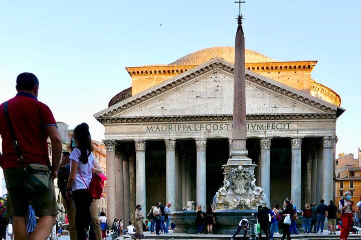 Pantheon Private Guided Tour with Ticket