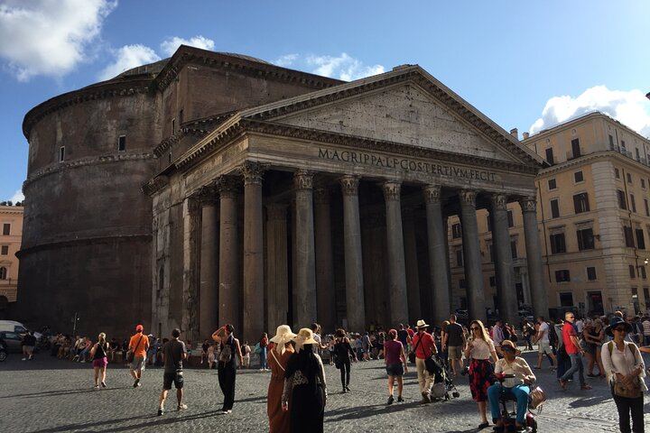Pantheon Private Guided Tour with Ticket