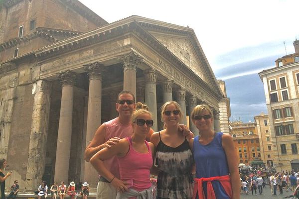 Pantheon Small-Group Tour, 55 to 60 Minutes with an Official Guide