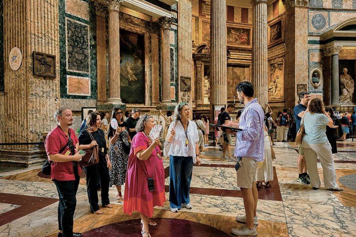Pantheon: Semi-private Guided Tour with Entry Ticket