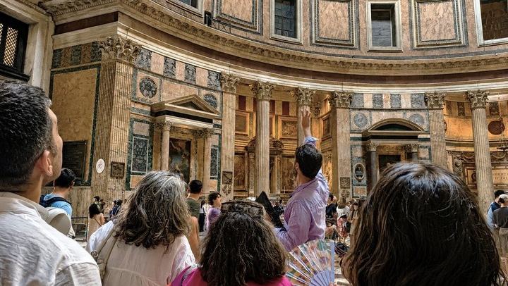 Pantheon: Semi-private Guided Tour with Entry Ticket